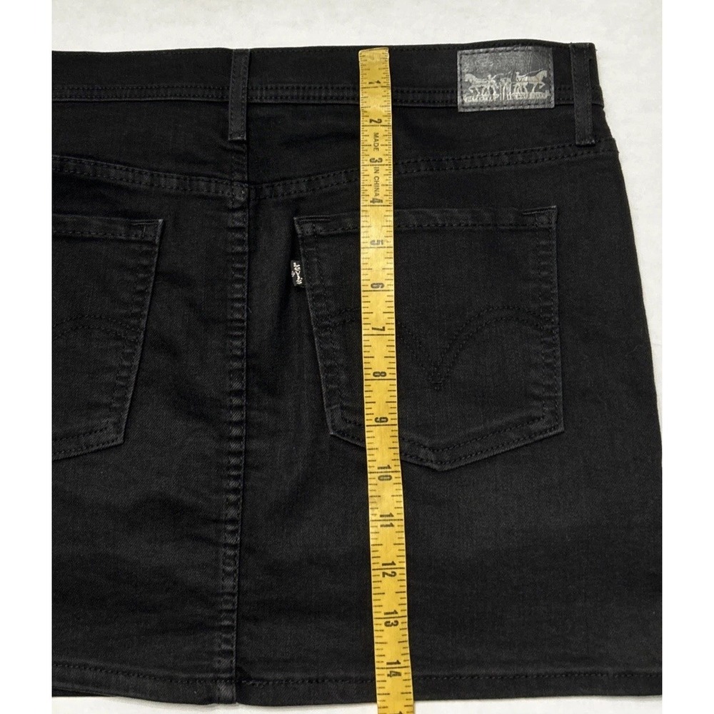 Levi's Women's Mini Icon Jean Skirt Black Tab Sz 9‎ EC 34" Waist  Stretch - Picture 7 of 10